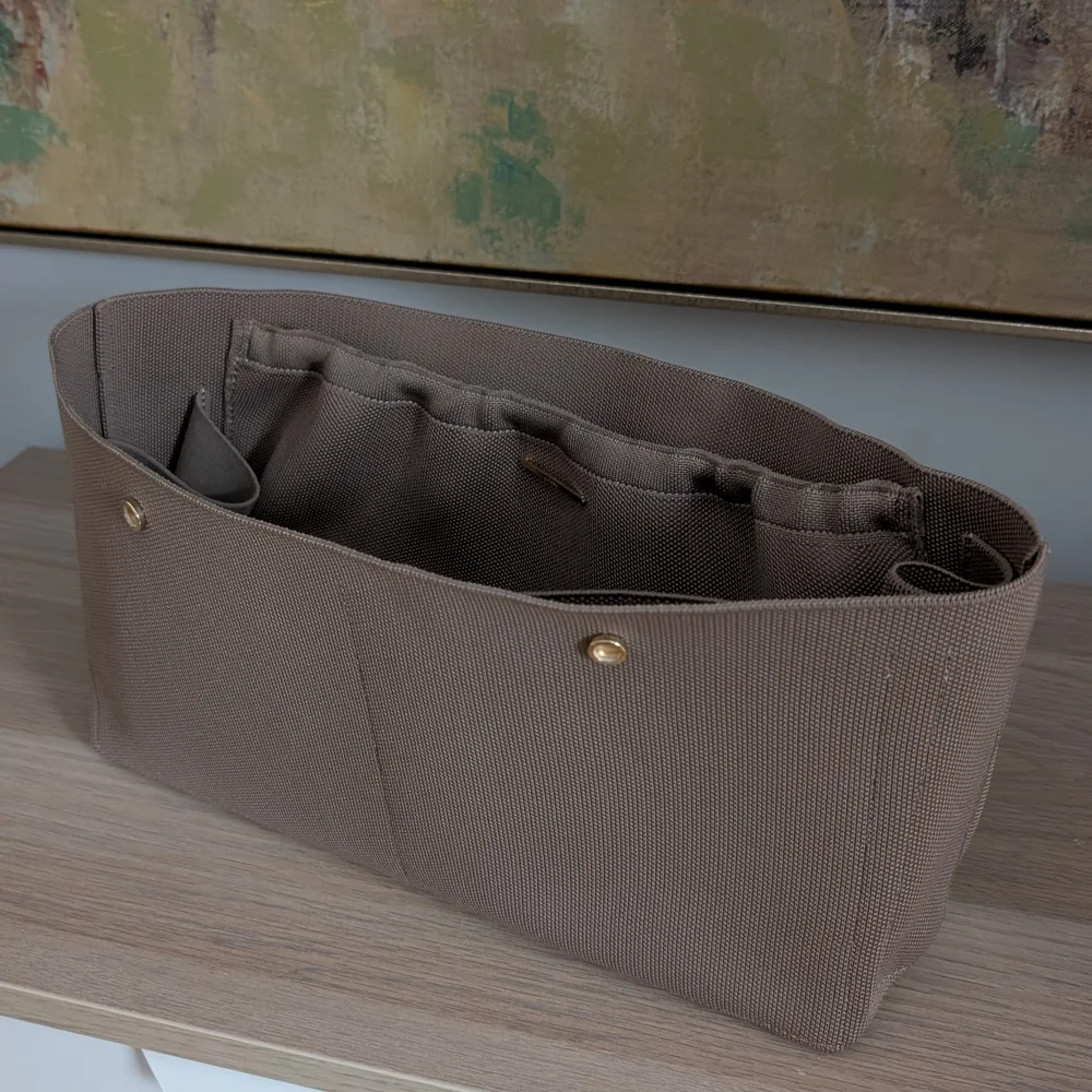 Cuyana Small Easy Tote Insert - Picture 1 of 2